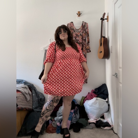 Smocked Red & Cream Patterned Mini Dress - Picture 4 of 4